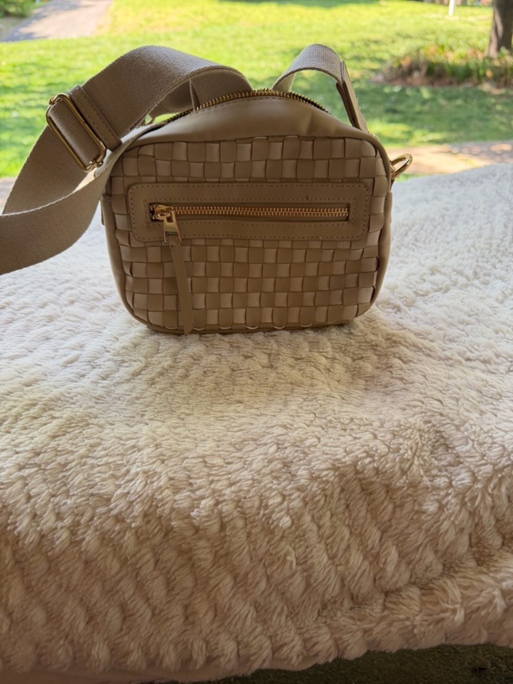 Woven Crossbody Bag in Beige Checkerboard universal threads